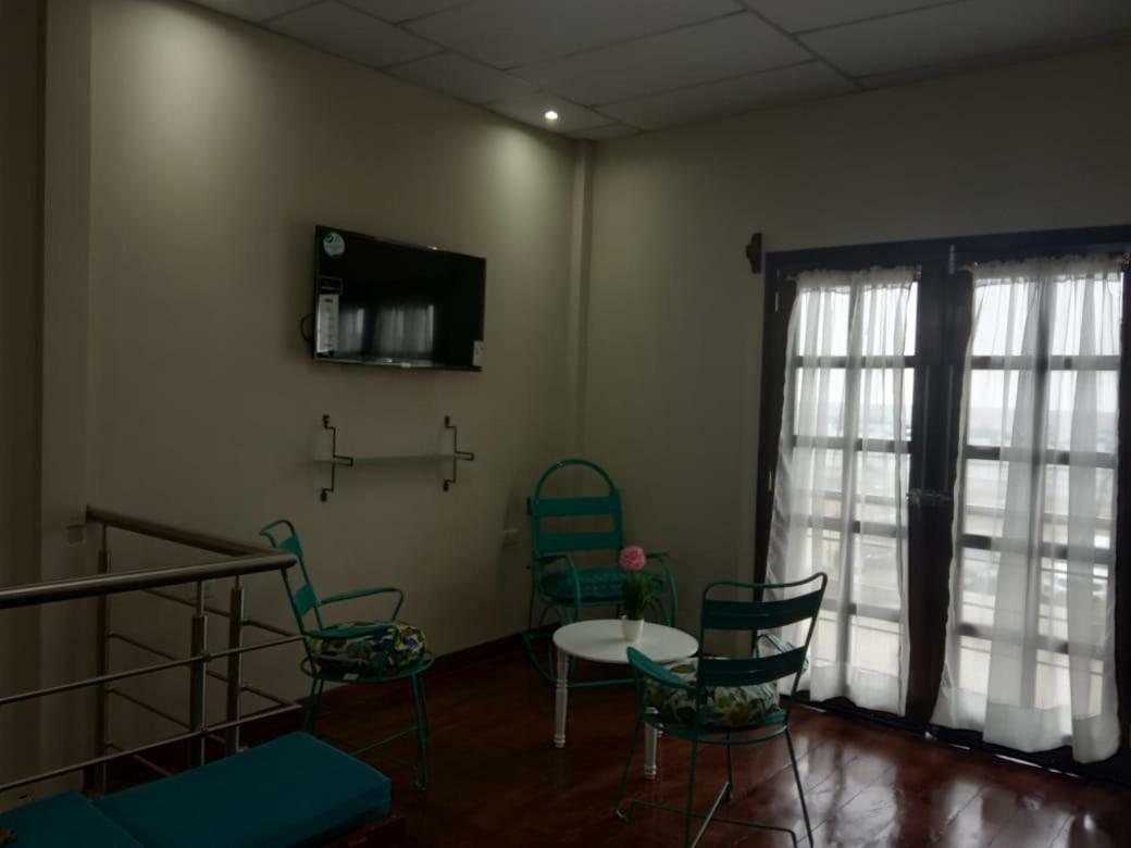 Estancia Puerto Lopez * Puerto Lopez